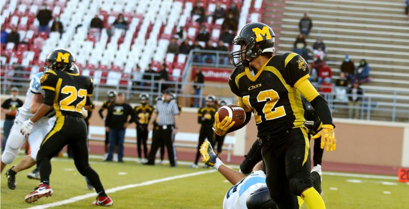 6-Man Top 6: Adan Granillo (Photo: Everett Royer, KSportsImages.com)