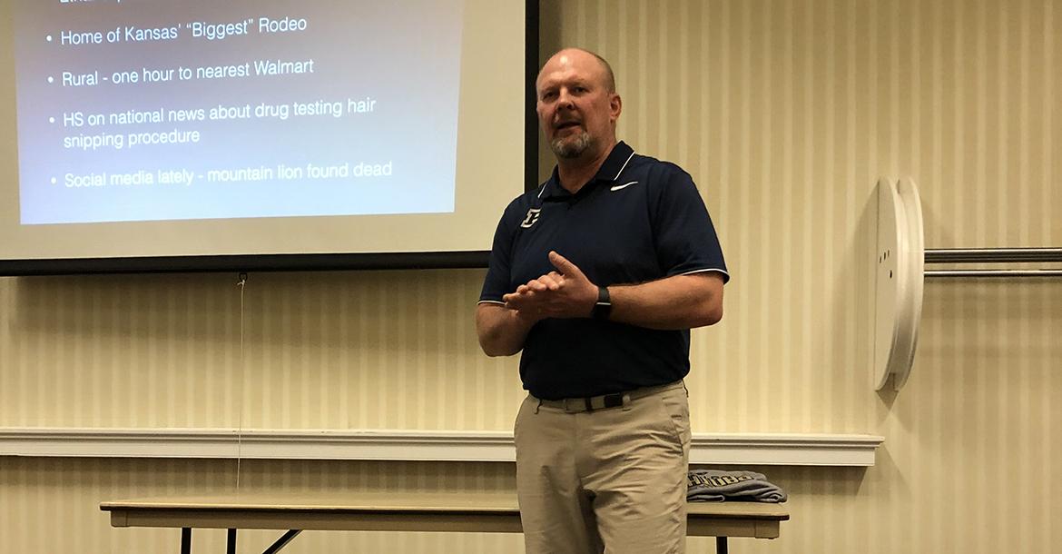 Phillipsburg coach J.B. Covington talked about "Transitioning To A More Dynamic Offense" on Saturday morning. (Photo by Rod Stallbaumer) 